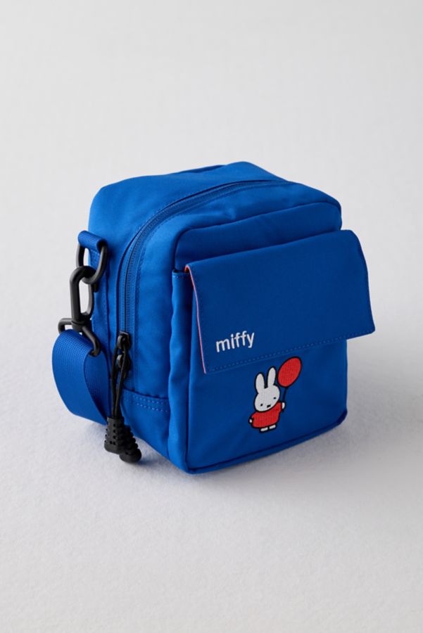 Slide View: 1: Miffy + Retrospekt UO Exclusive Instant Camera Bag