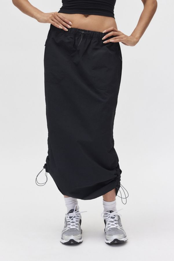 Slide View: 4: Champion UO Exclusive Taslan Midi Skirt