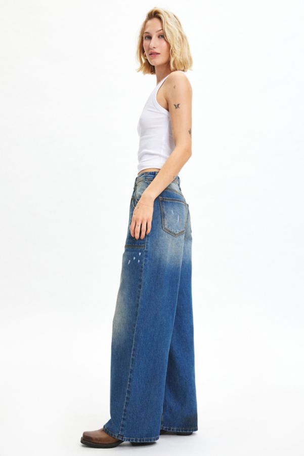 Slide View: 3: GUESS ORIGINALS Double Pocket Wide Leg Jean