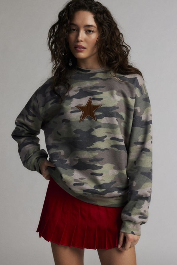 Slide View: 4: Star Applique Graphic Camo Crew Neck Sweatshirt