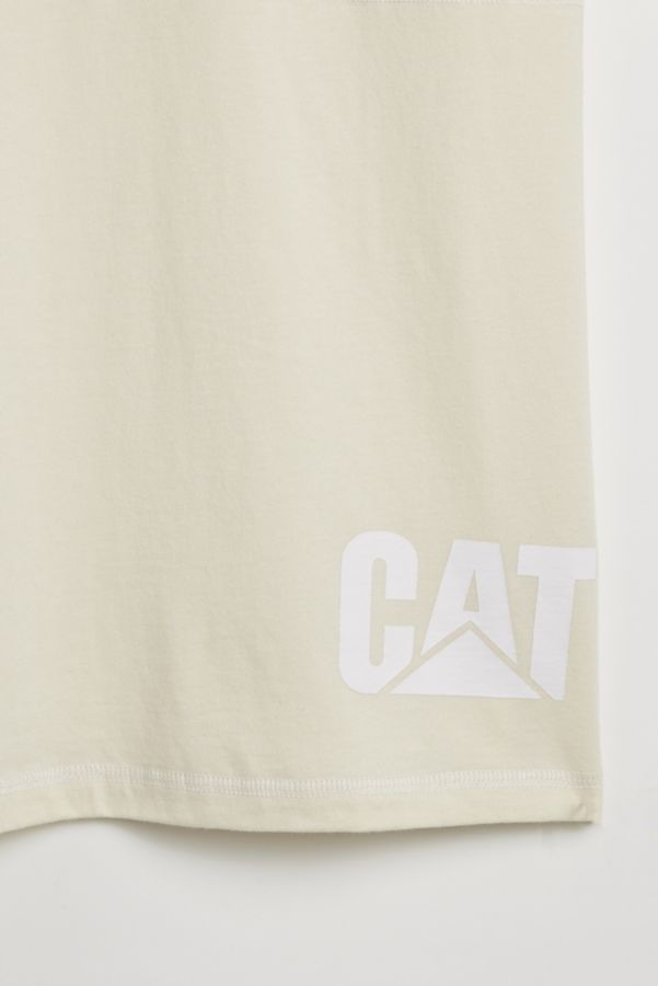 Slide View: 2: CAT Serge Contrast Logo Tee