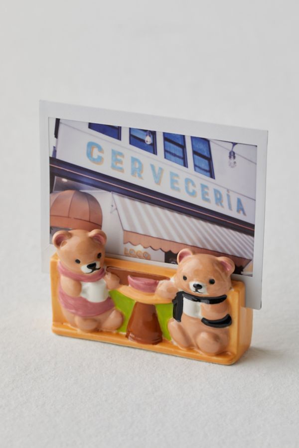 Slide View: 1: UO Cozy Teddy Scene Photo Stand