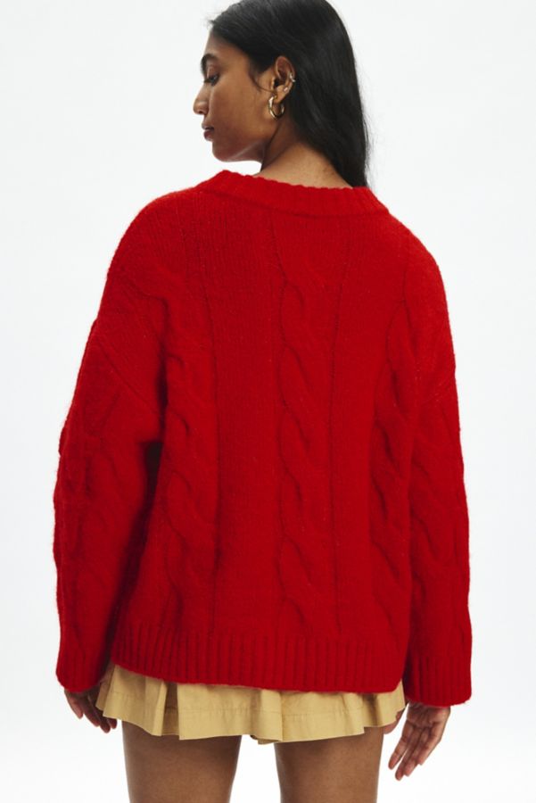 Slide View: 4: UO Lofty Cable Knit Crew Neck Sweater