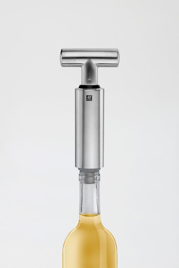 Slide View: 2: ZWILLING Sommelier Bottle Vacuum Pump + Stopper Set