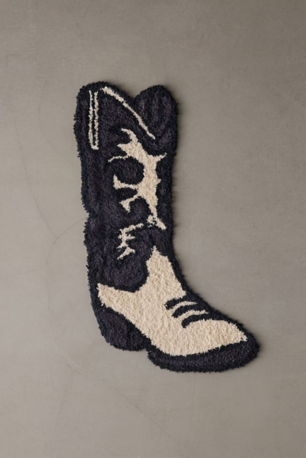 Slide View: 2: Cowboy Boot Tufted Rug