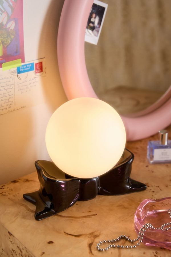 Slide View: 1: Bow Globe Table Lamp