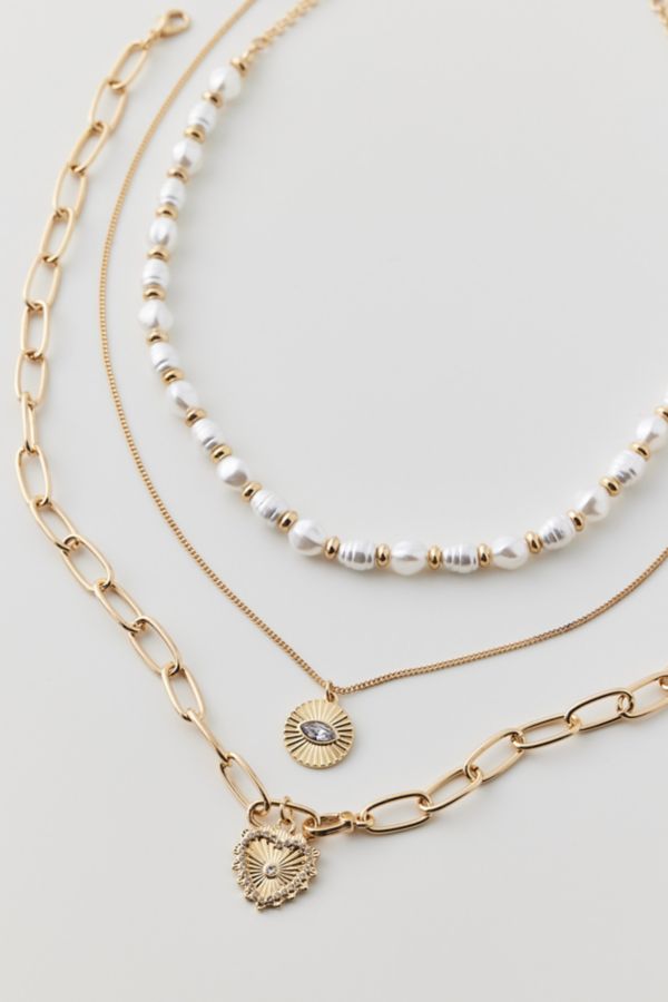 Slide View: 2: Alina Pearl Layering Necklace Set