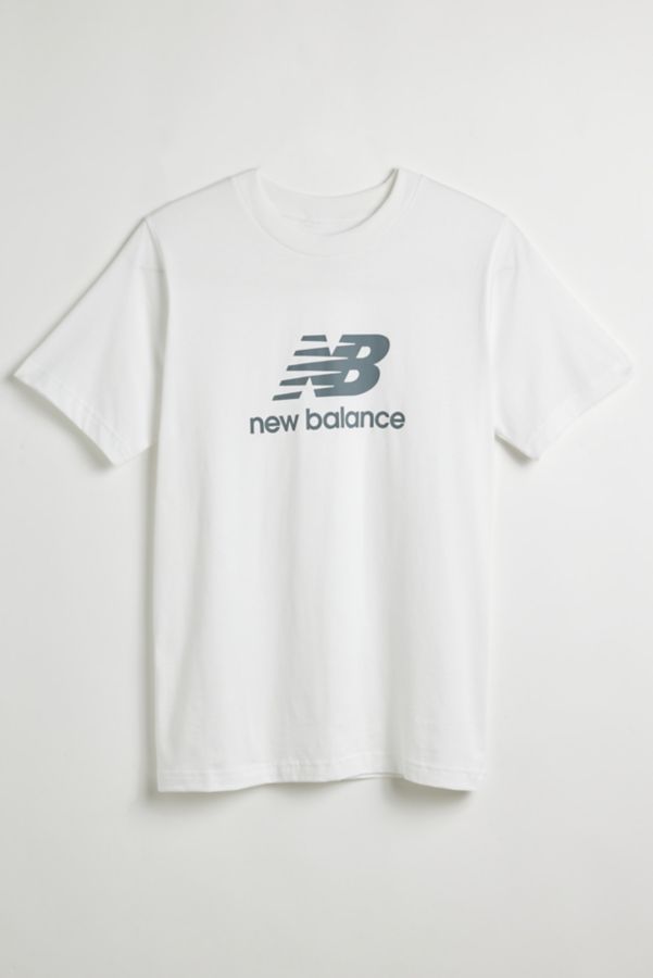 Slide View: 1: New Balance Logo Tee