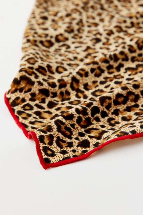 Slide View: 4: Leopard Print Headscarf