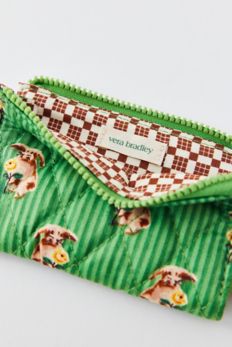 Slide View: 2: Vera Bradley UO Exclusive Zip Card Keyring Pouch