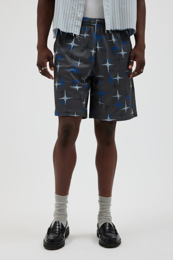 Slide View: 1: UO Jordy Mesh Short