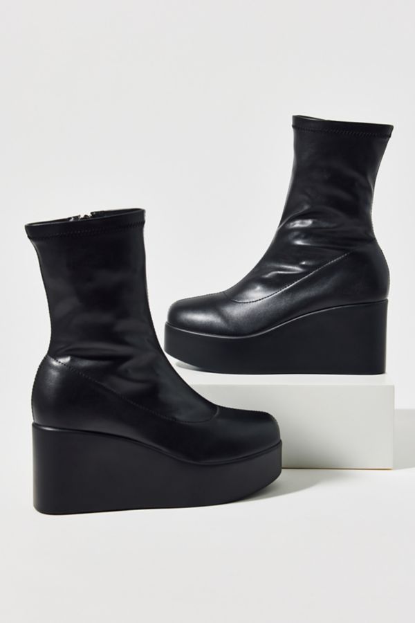 Slide View: 2: Raid London Albion Wedge Boot