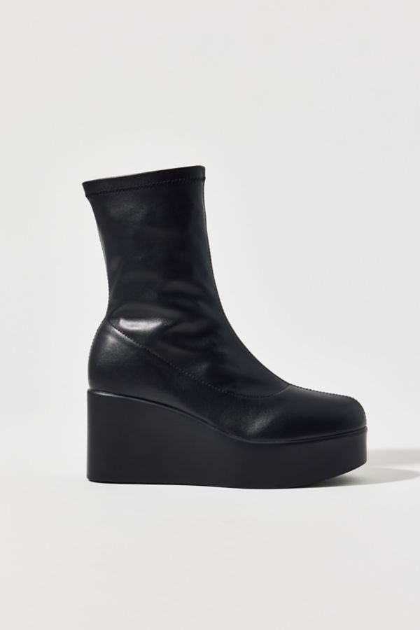 Slide View: 3: Raid London Albion Wedge Boot