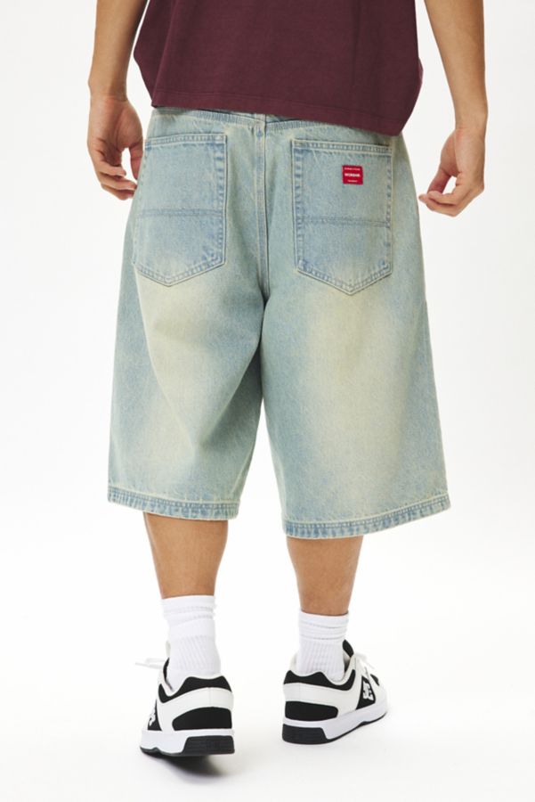 Slide View: 3: FOURNITURES DE CULTE Short en Jean Dozer