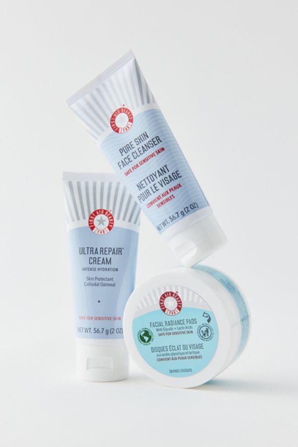 Slide View: 1: First Aid Beauty Sensitive Skin Starter Kit