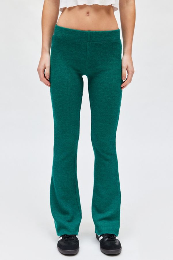 Slide View: 1: UO Farrah Knit Kick Flare Pant