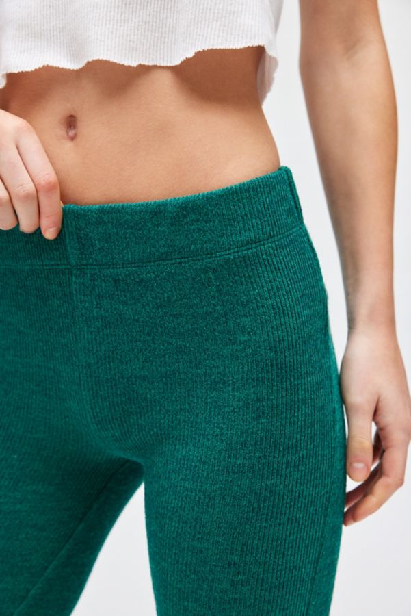 Slide View: 3: UO Farrah Knit Kick Flare Pant