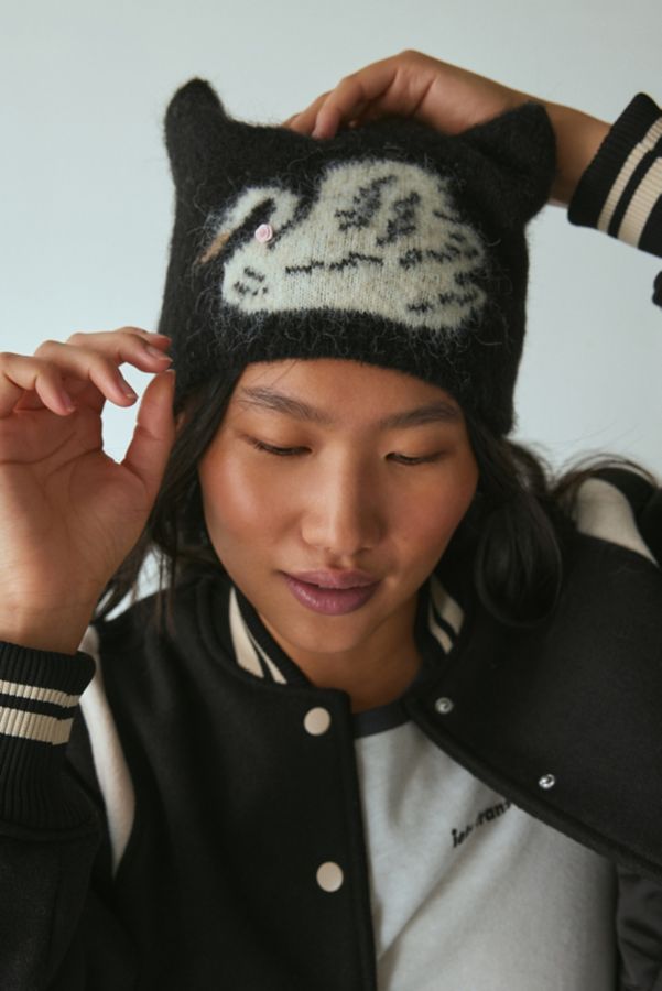 Slide View: 1: Mylo Swan Fuzzy Beanie