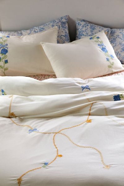 Locket Embroidered Duvet Cover