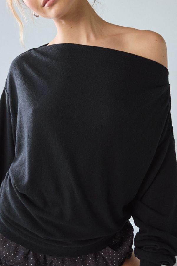 Slide View: 2: Out From Under Clarity Cozy Knit Off-The-Shoulder Top