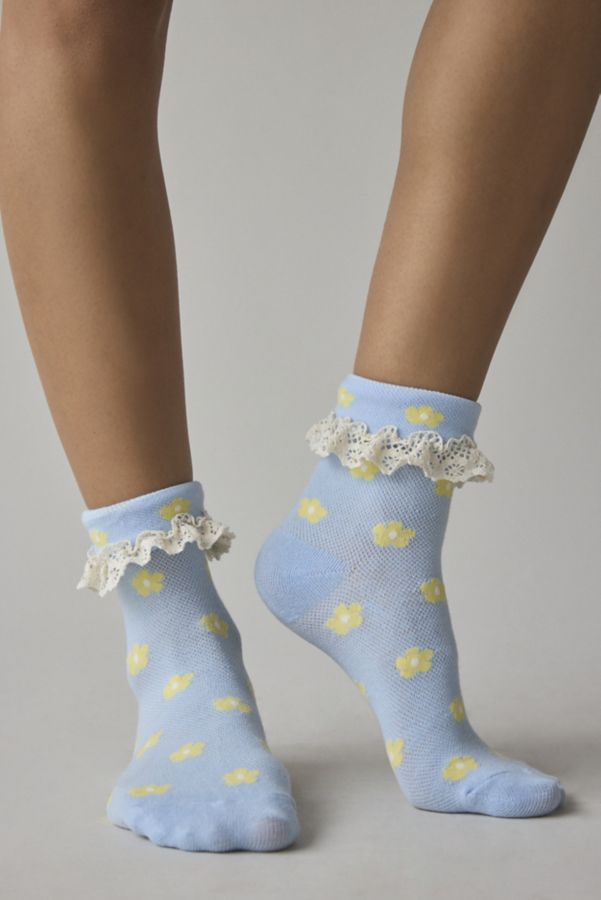 Slide View: 2: Printed Ruffle Foldover Sock