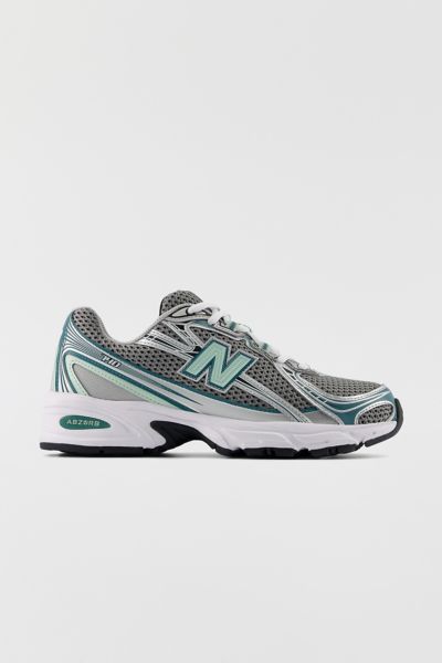 New Balance 740 Running Sneaker