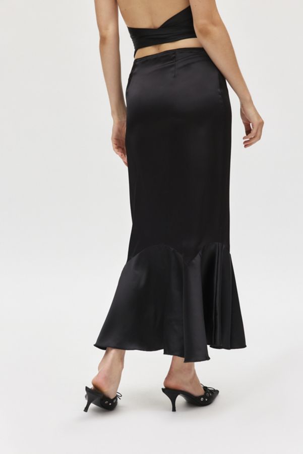 Slide View: 4: Kimchi Blue Jensen Satin Fluted Maxi Skirt