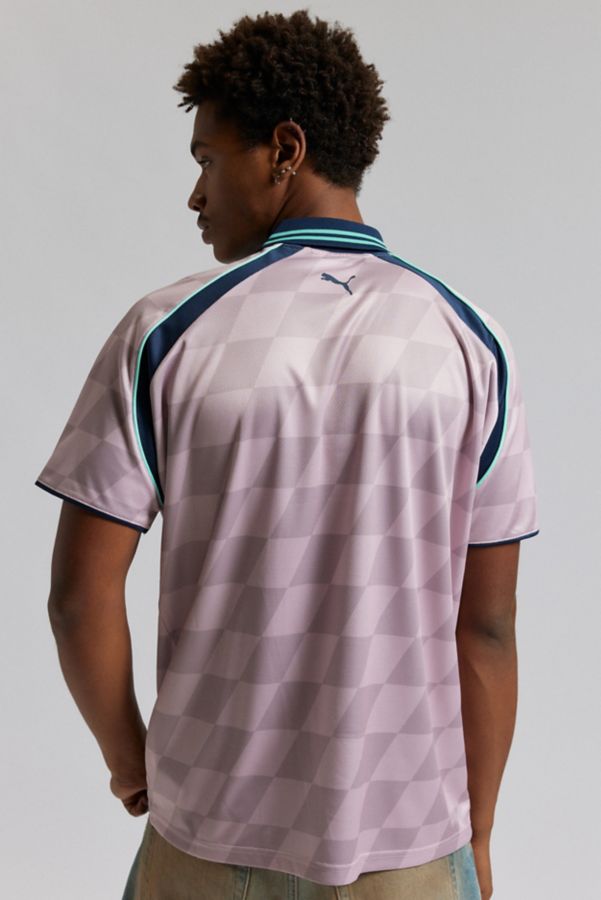 Slide View: 2: Puma Logo Relaxed Soccer Jersey