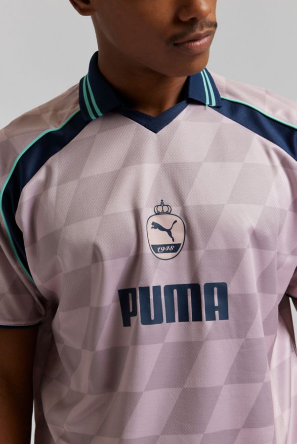 Slide View: 4: Puma Logo Relaxed Soccer Jersey