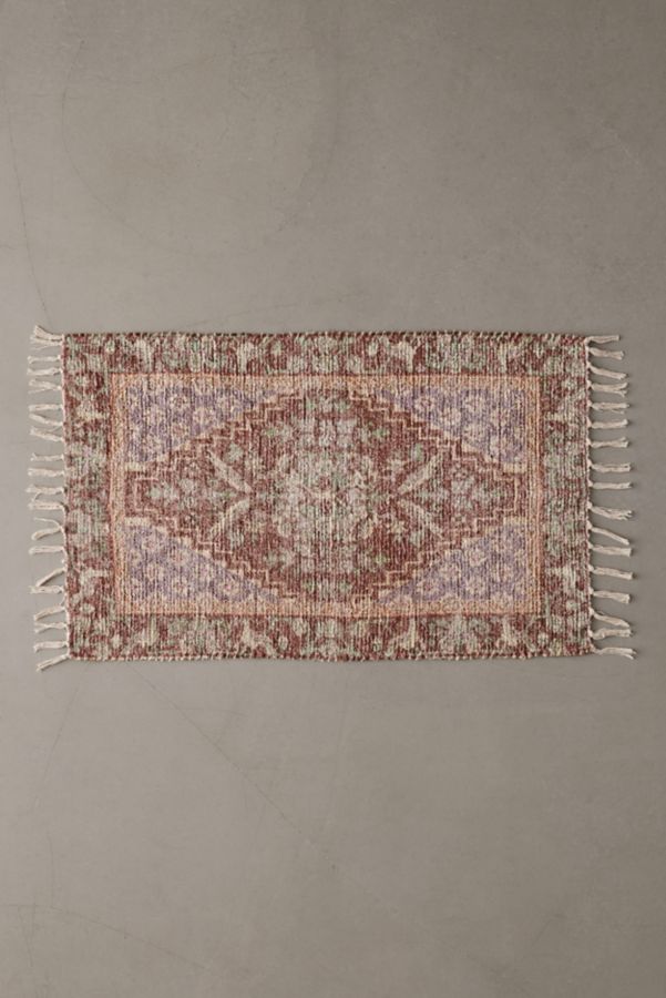 Slide View: 4: Parisa Medallion Printed Washable Rug