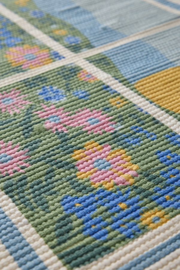 Slide View: 3: Window Scene Screen Printed Rug