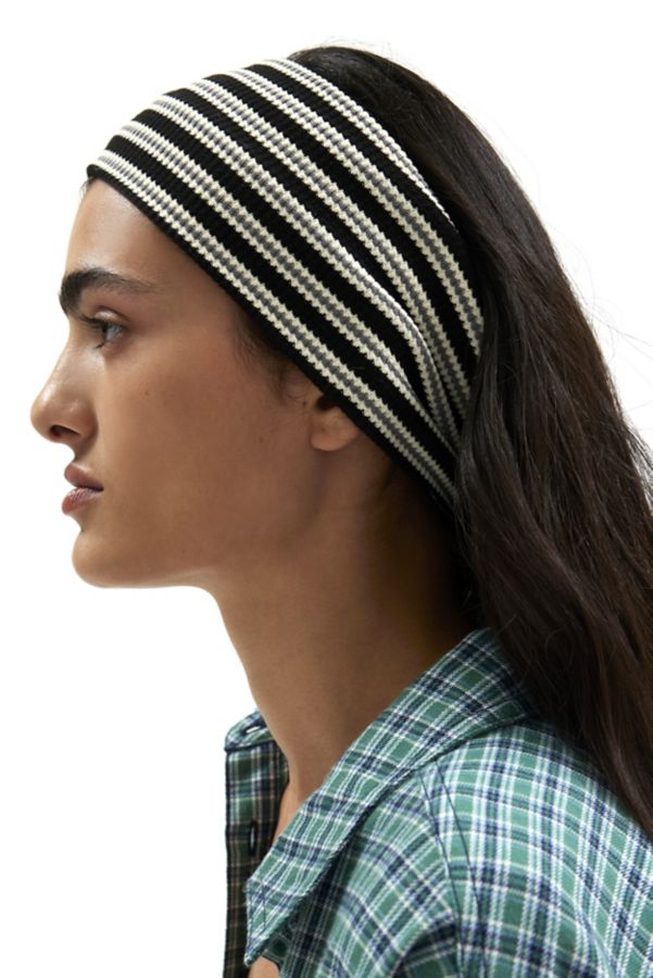 Slide View: 1: Textured Striped Headwrap