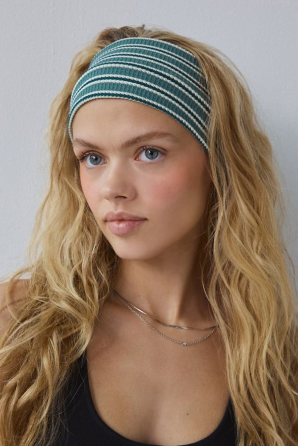 Slide View: 1: Textured Striped Headwrap