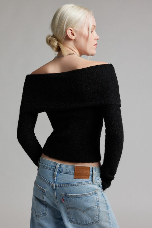 Slide View: 3: Kimchi Blue Isabel Cozy Off-The-Shoulder Sweater