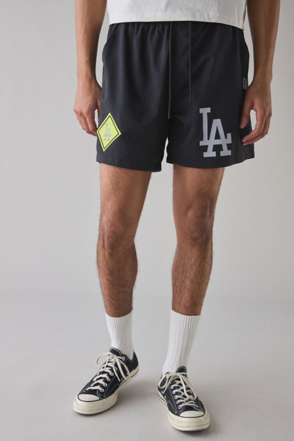 Slide View: 2: Pro Standard MLB Los Angeles Dodgers Hi-Vis Short