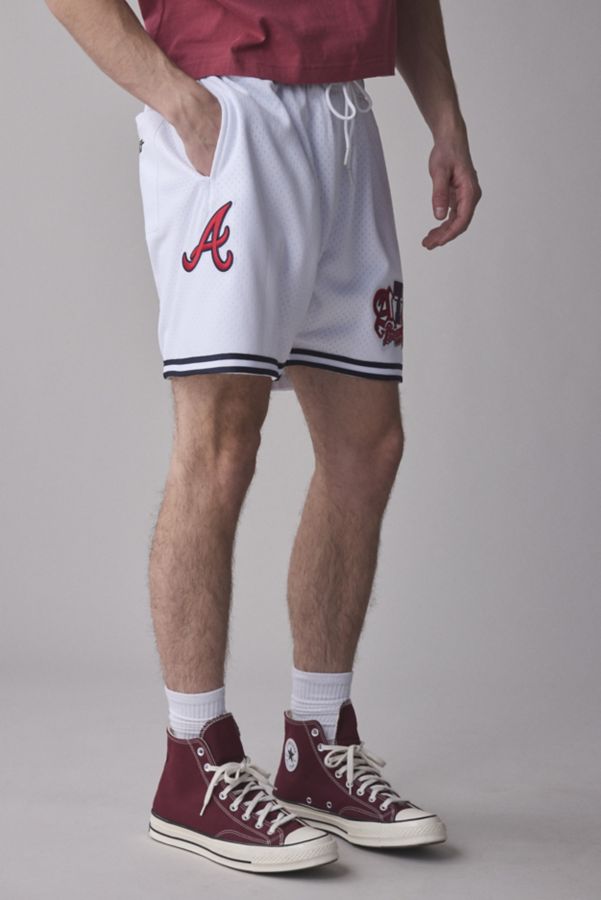 Slide View: 4: Pro Standard MLB Atlanta Braves Mesh Basketball Short