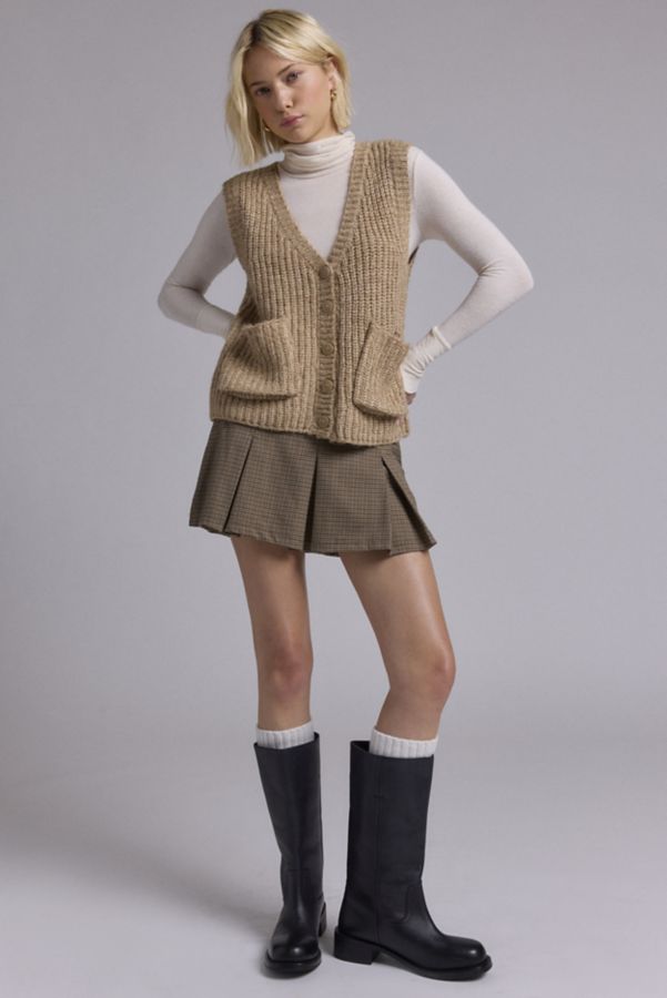 Slide View: 3: BDG Gerry Oversized Sweater Vest