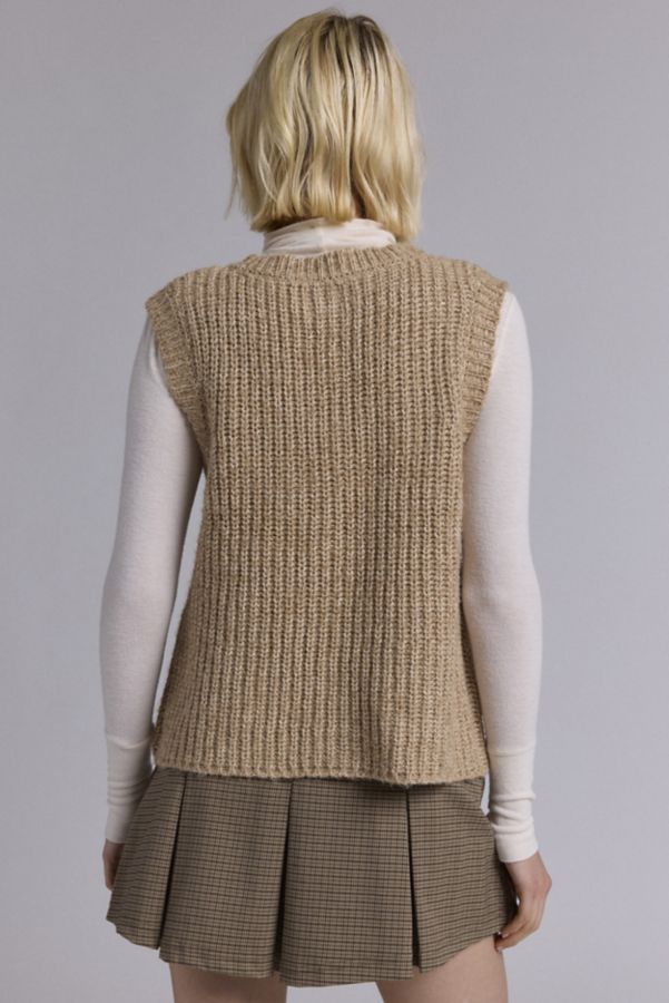 Slide View: 4: BDG Gerry Oversized Sweater Vest