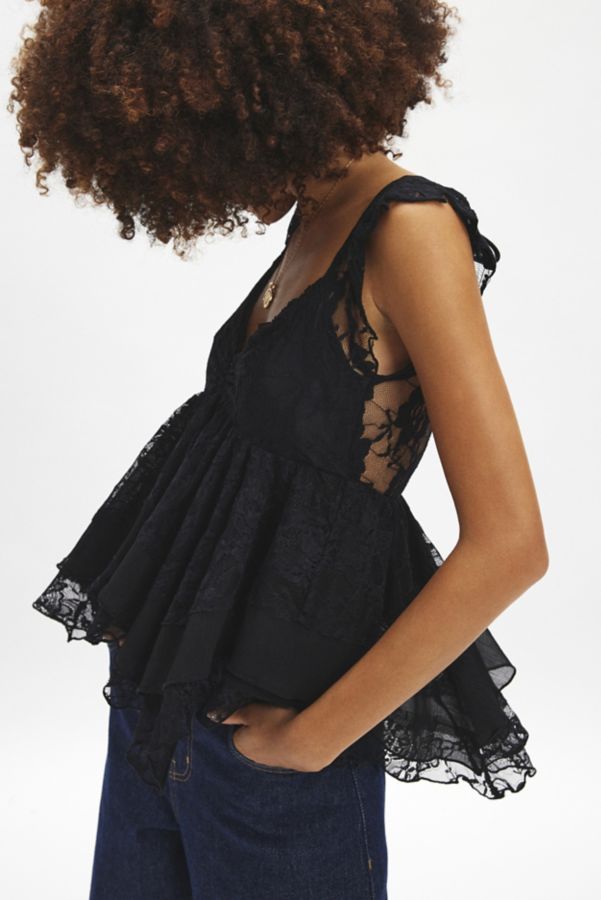 Slide View: 1: Kimchi Blue Esther Hanky Hem Babydoll Blouse