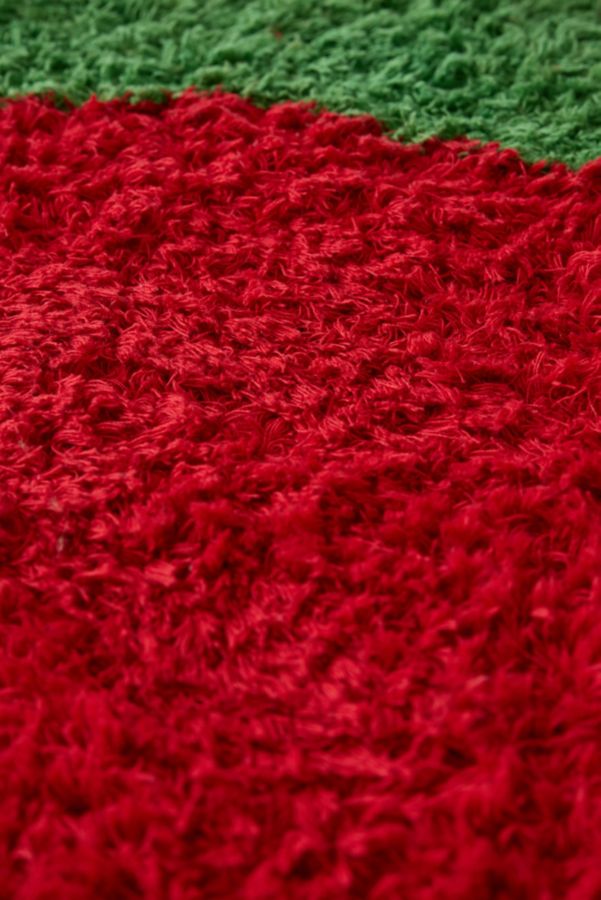 Slide View: 3: Chili Pepper Shaped Tufted Shag Rug