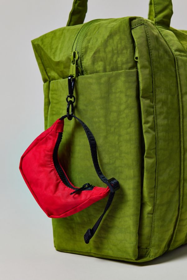 Slide View: 1: BAGGU Crescent Bag Charm