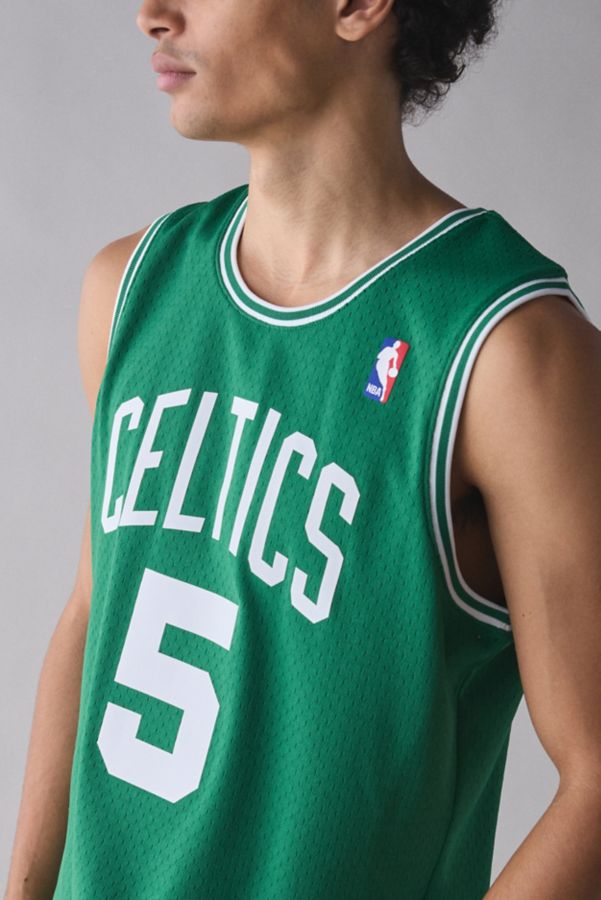 Slide View: 3: Mitchell & Ness NBA Boston Celtics 2007 Kevin Garnett Throwback Basketball Jersey Tank Top