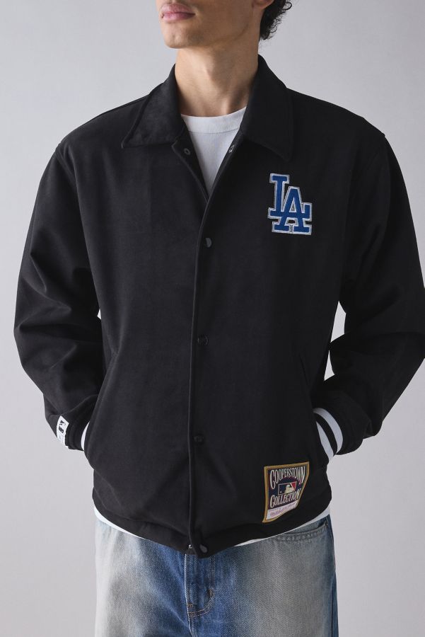 Slide View: 1: Mitchell & Ness MLB Los Angeles Dodgers Oversweep Coach Jacket