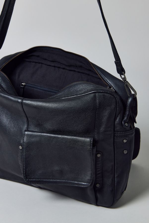 Slide View: 4: Classic Leather Messenger Bag