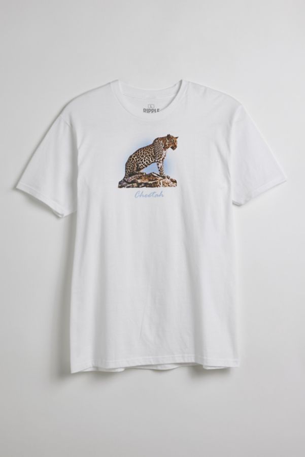 Slide View: 1: Cheetah Big Cat Graphic Tee