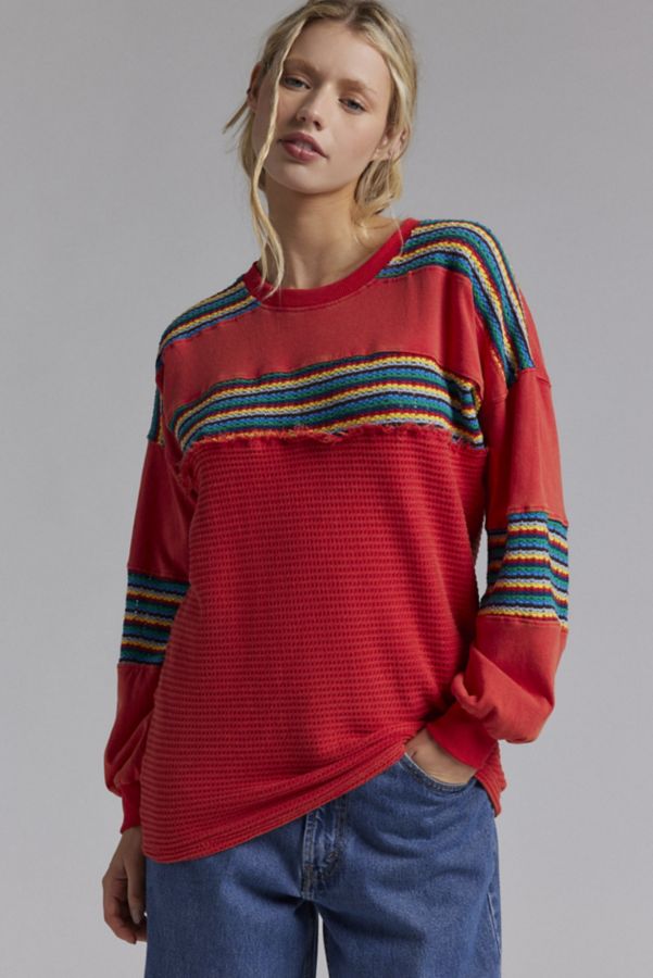 Slide View: 1: BDG Apollo Oversized Embroidered Long Sleeve Tee