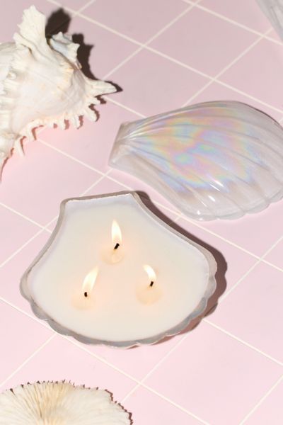 Shell 7 oz Scented Candle