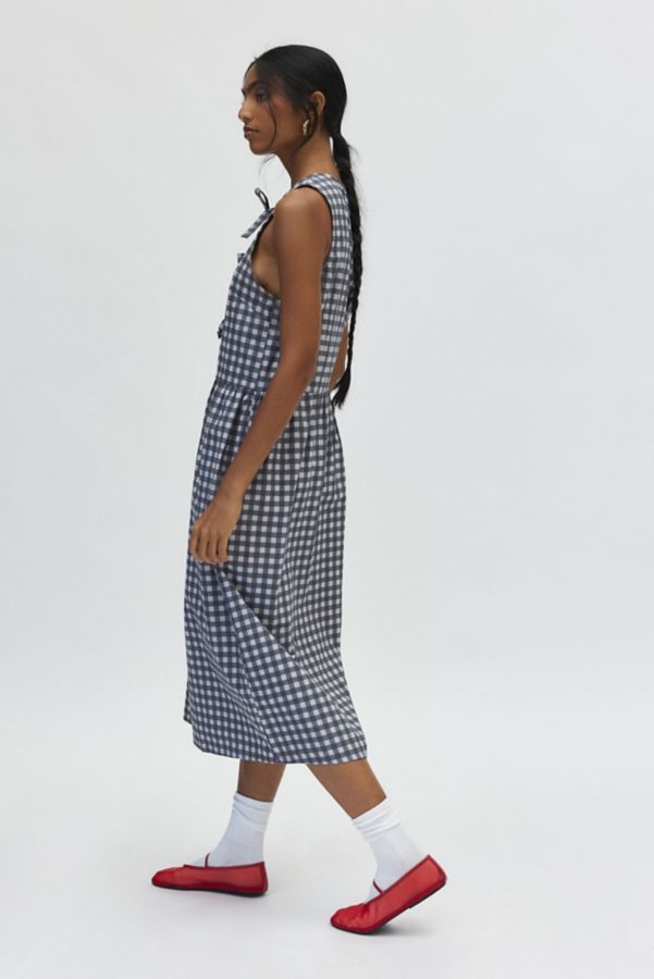 Slide View: 3: Motel Prelith Tie-Front Bow Gingham Midi Dress