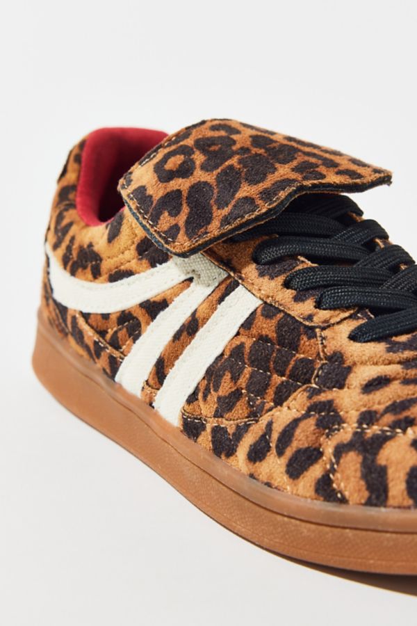 Slide View: 4: Steve Madden Madrid Sneaker