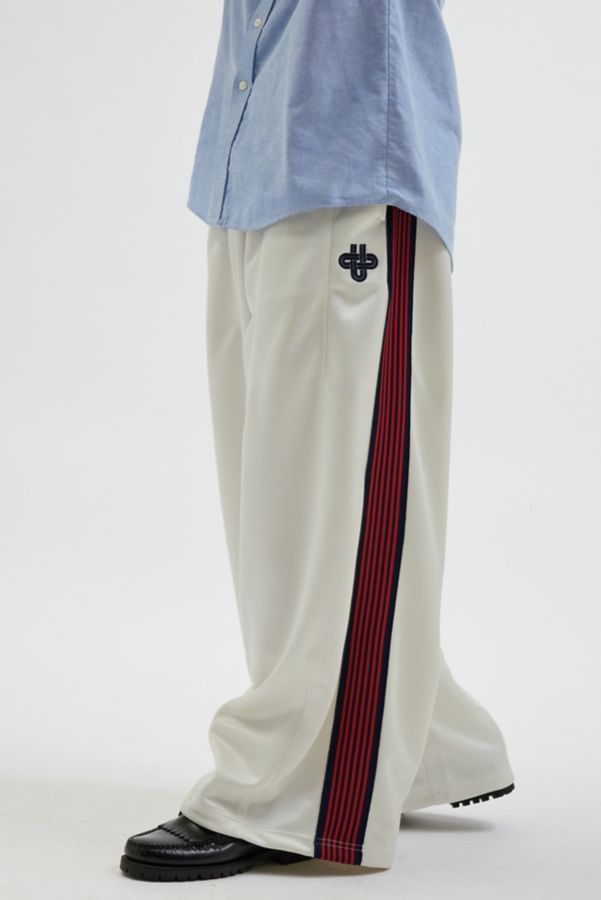 Slide View: 2: UO Mammoth Baggy Track Pant